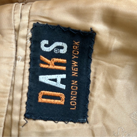DAKS London Wool Mens Sport Coat Blazer 40 Brown Gold Buttons - Picture 2 of 8